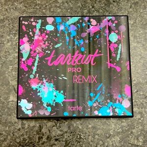 Makeup eyeshadow palette